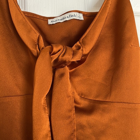 Abercrombie & Fitch top - Picture 2 of 2